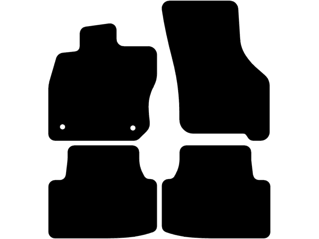 5 drzwi / Sportstourer | eTSI (48V) | Odległość punktów mocowania 33,5 cm