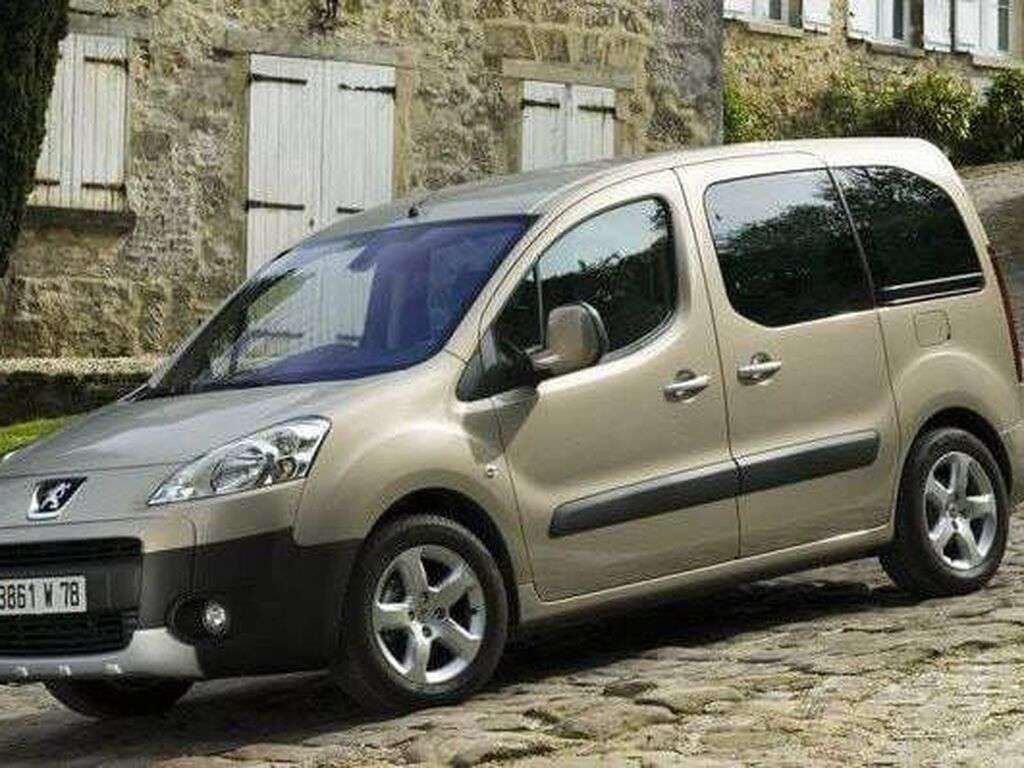 Mata do bagażnika Peugeot Tepee 2008 - 2014