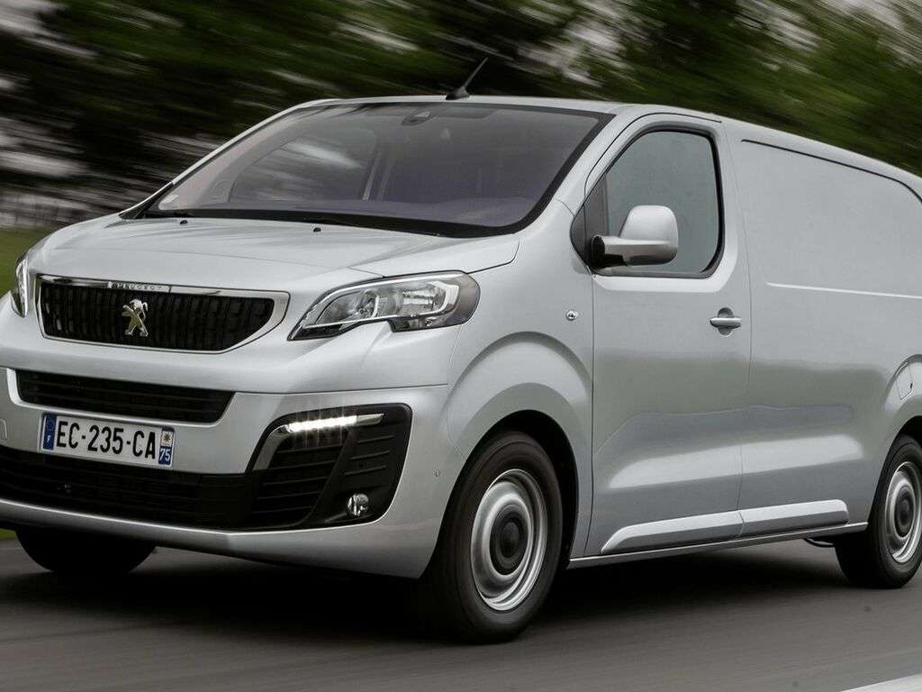 Dywaniki do Peugeot Expert 2016 - 2025