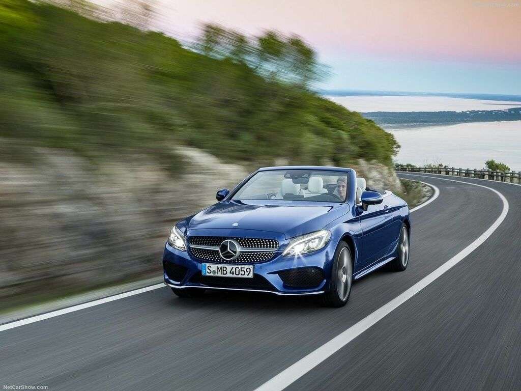 Dywaniki do Mercedes Klasa C A205 2016 - 2024