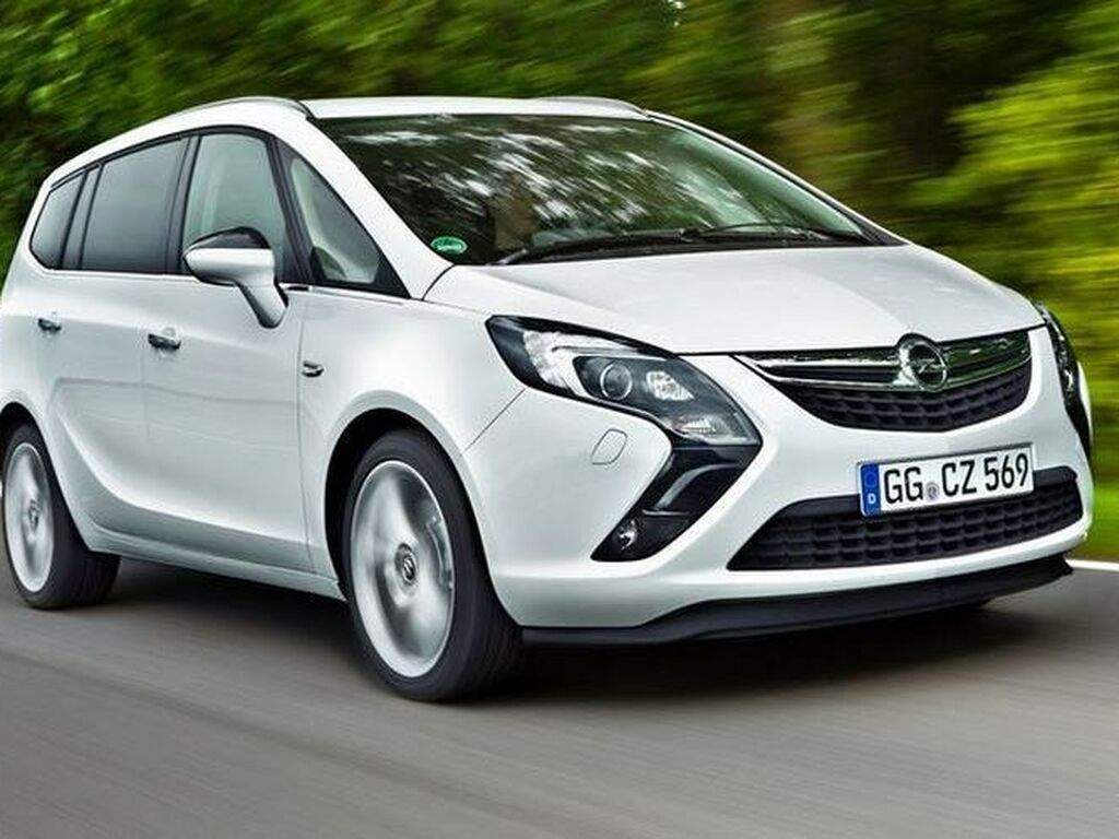Mata do bagażnika Opel Zafira C 2012 - 2019