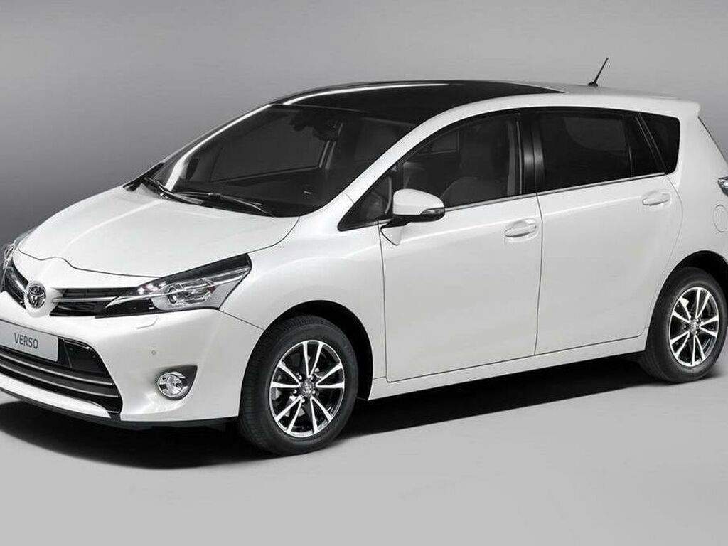 Mata do bagażnika Toyota Verso 2013 - 2018