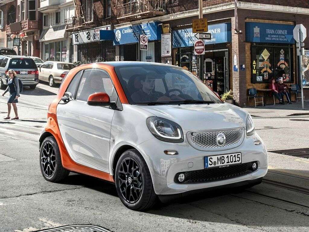 Mata do bagażnika Smart Fortwo W453 2014 - 2020