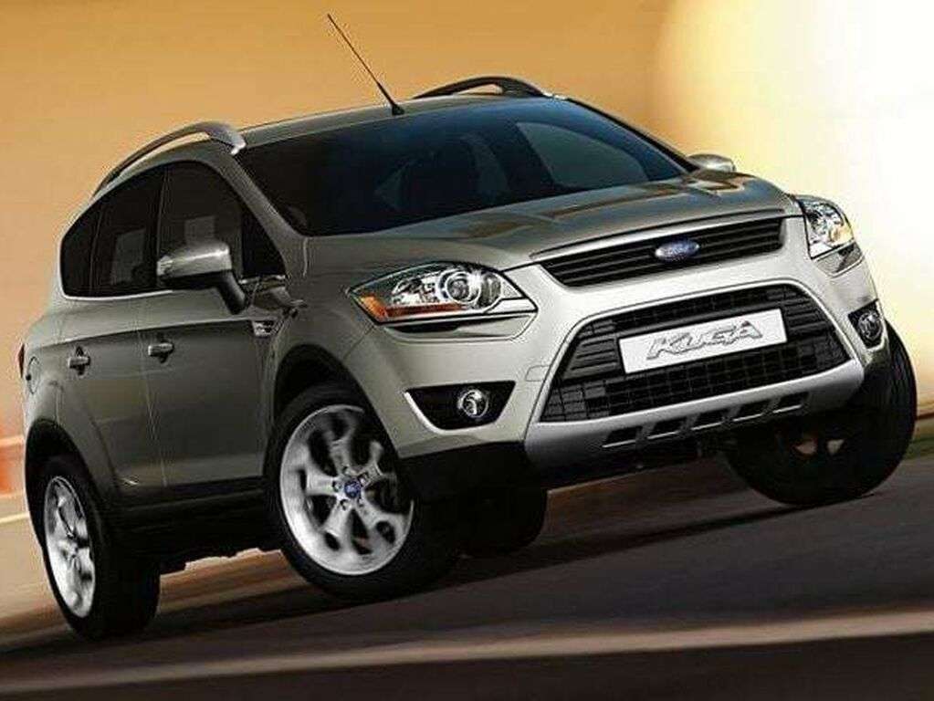 Mata do bagażnika Ford Kuga 2011 - 2013
