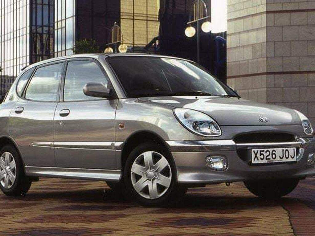 Dywaniki do Daihatsu Sirion M100 1998 - 2004