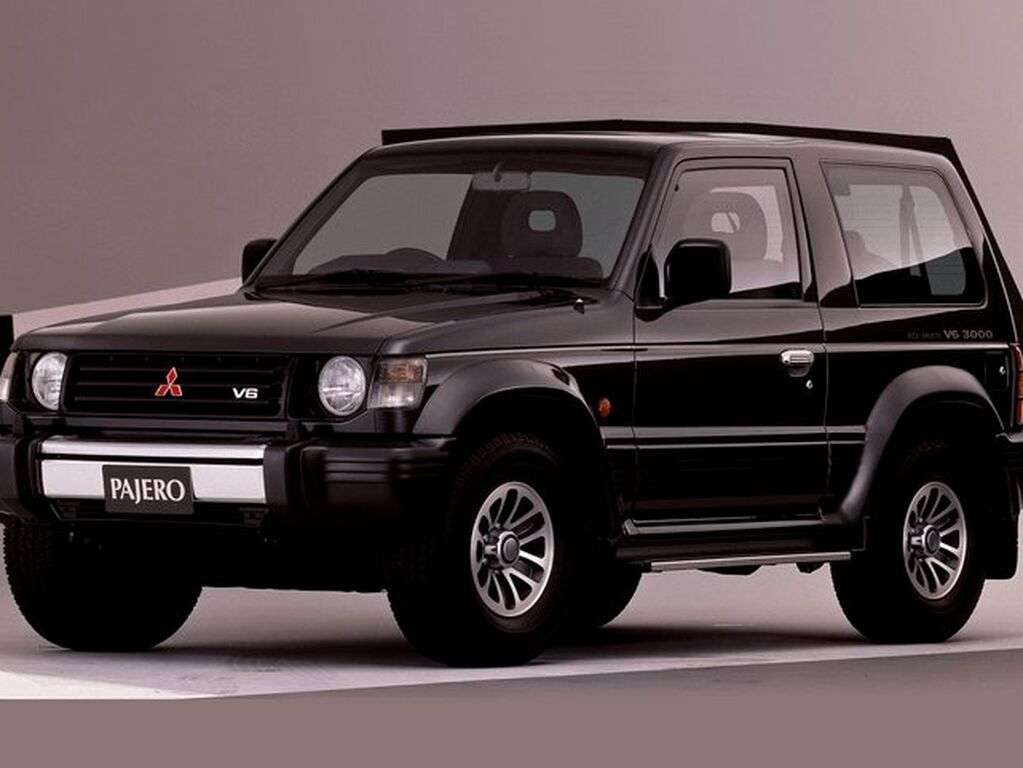 Dywaniki do Mitsubishi Pajero 1991 - 1998