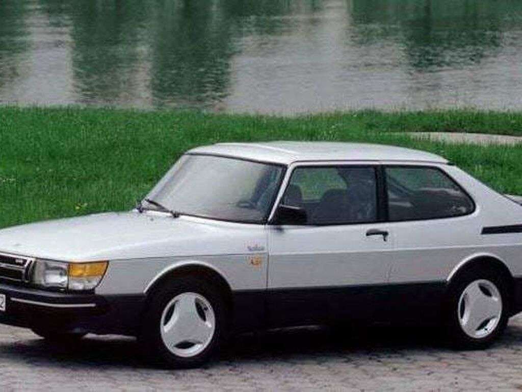 Dywaniki do Saab 900 1986 - 1993