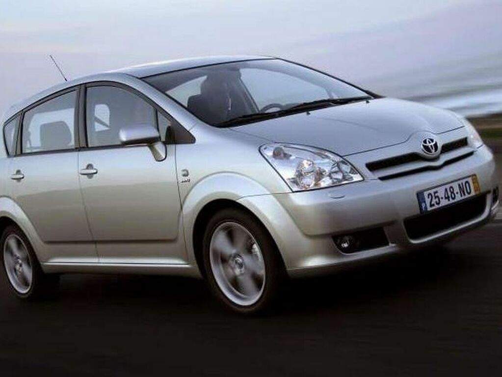 Dywaniki do Toyota Corolla Verso 2004 - 2009