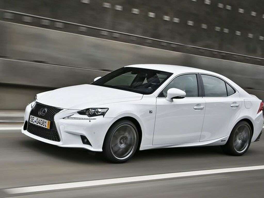 Dywaniki do Lexus IS 2013 - 2021