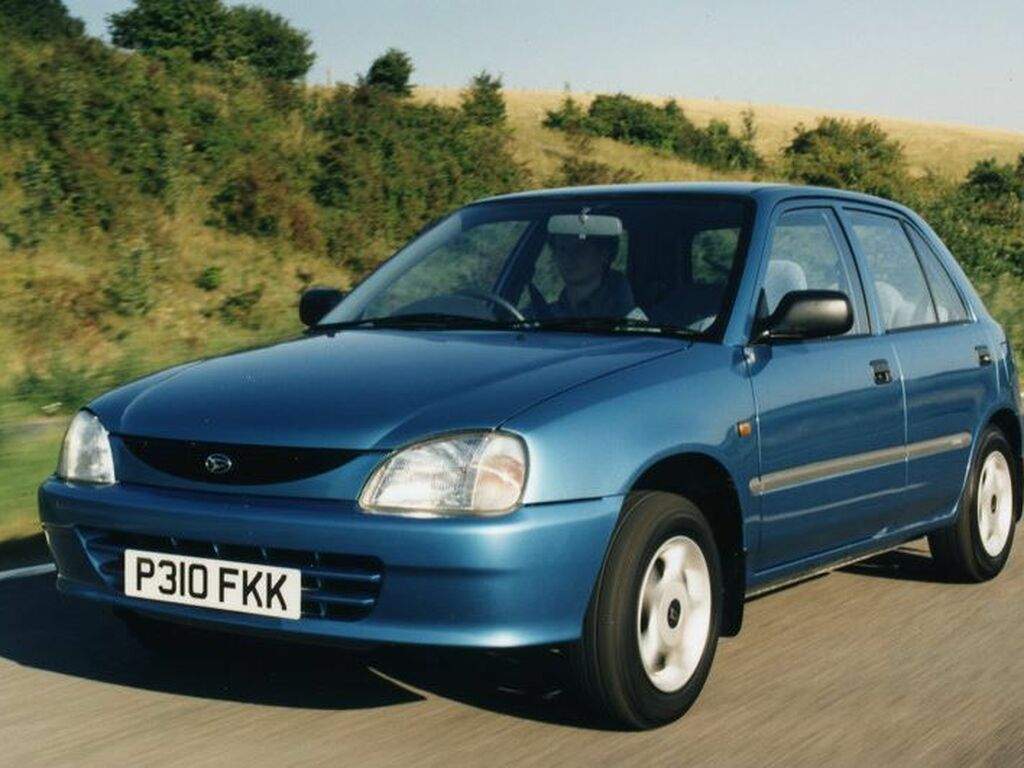 Dywaniki do Daihatsu Charade 1994 - 2000