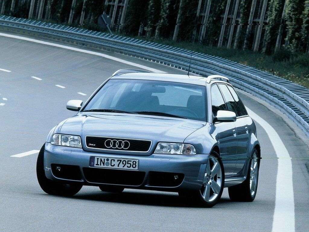 Dywaniki do Audi RS4/S4 B5 1997 - 2001