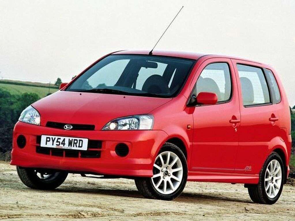 Dywaniki do Daihatsu YRV 2002 - 2005