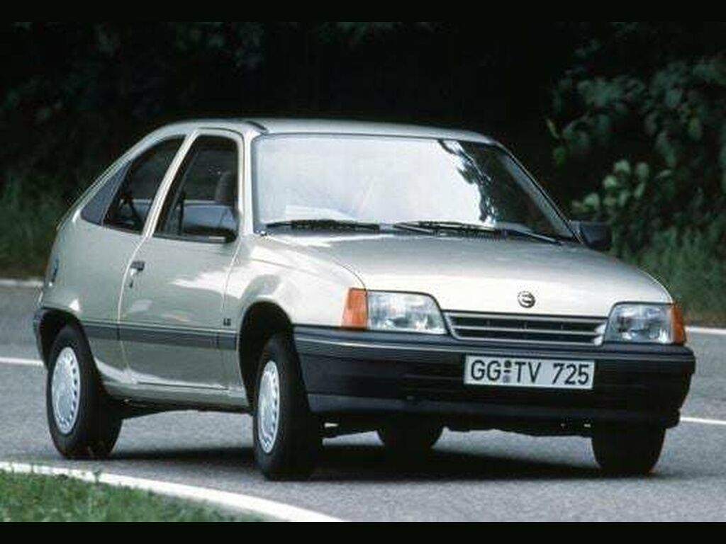 Dywaniki do Opel Kadett 1984 - 1991