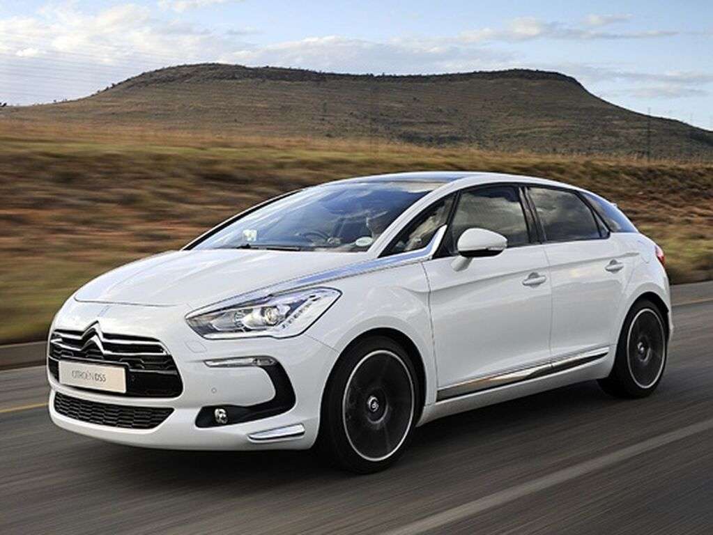 Dywaniki do Citroën DS5 2011 - 2015