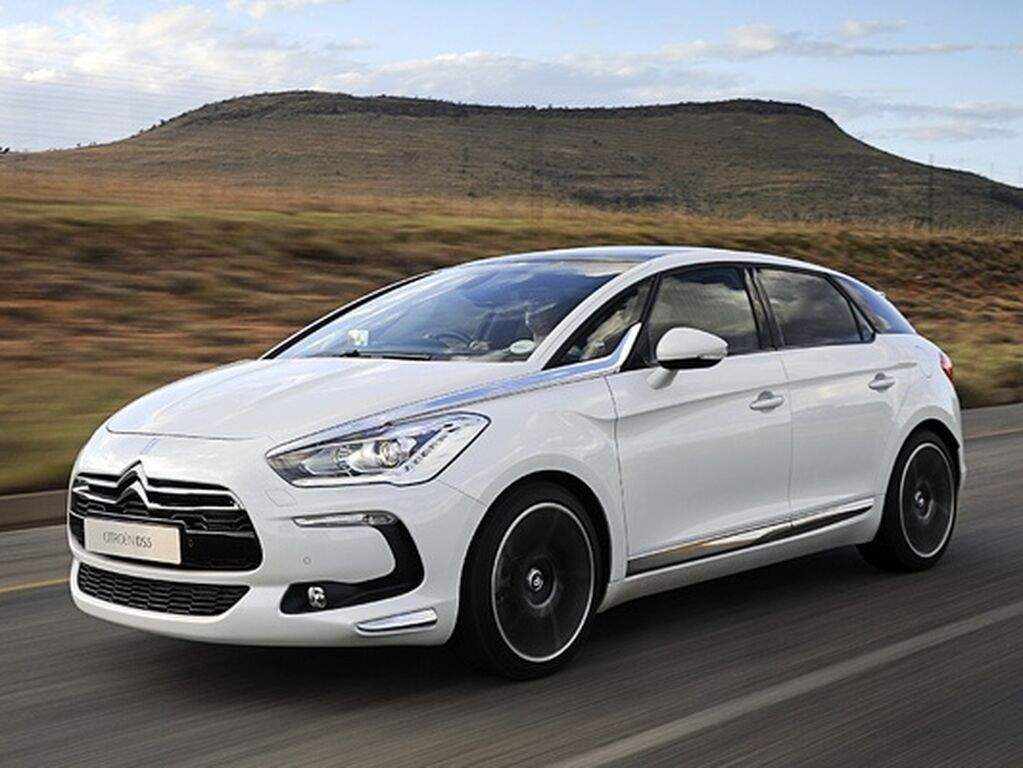 Dywaniki do Citroën DS5 2011 - 2015