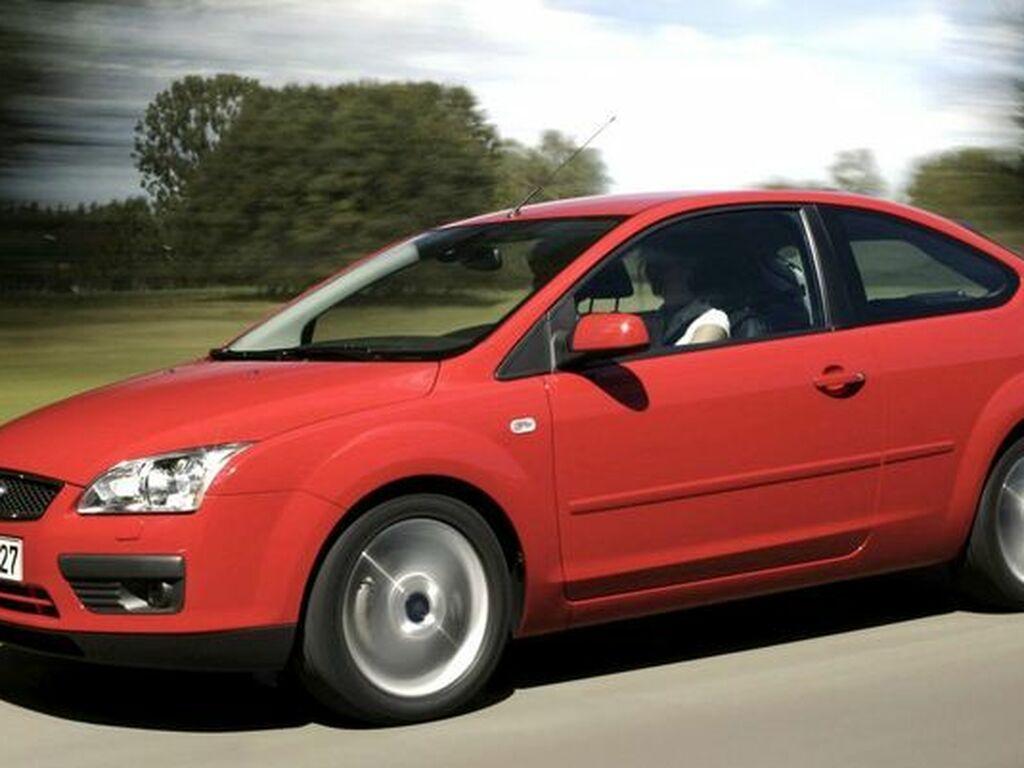 Mata do bagażnika Ford Focus 2004 - 2011