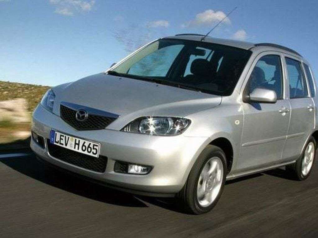 Mata do bagażnika Mazda 2 2003 - 2007
