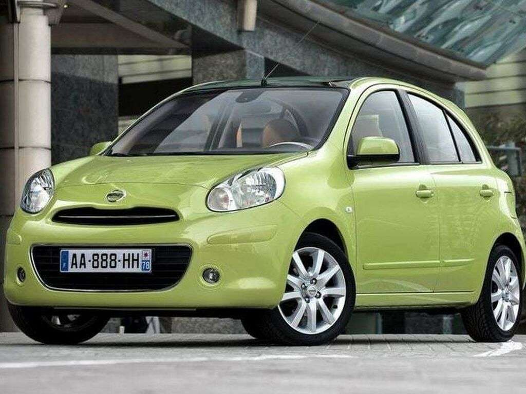 Mata do bagażnika Nissan Micra 2011 - 2013