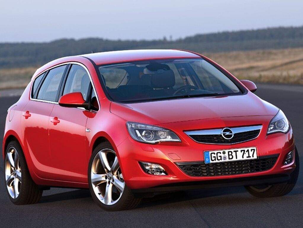 Mata do bagażnika Opel Astra J 2009 - 2016