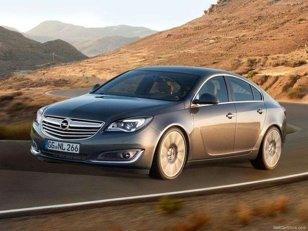 Mata do bagażnika Opel Insignia 2013 - 2017