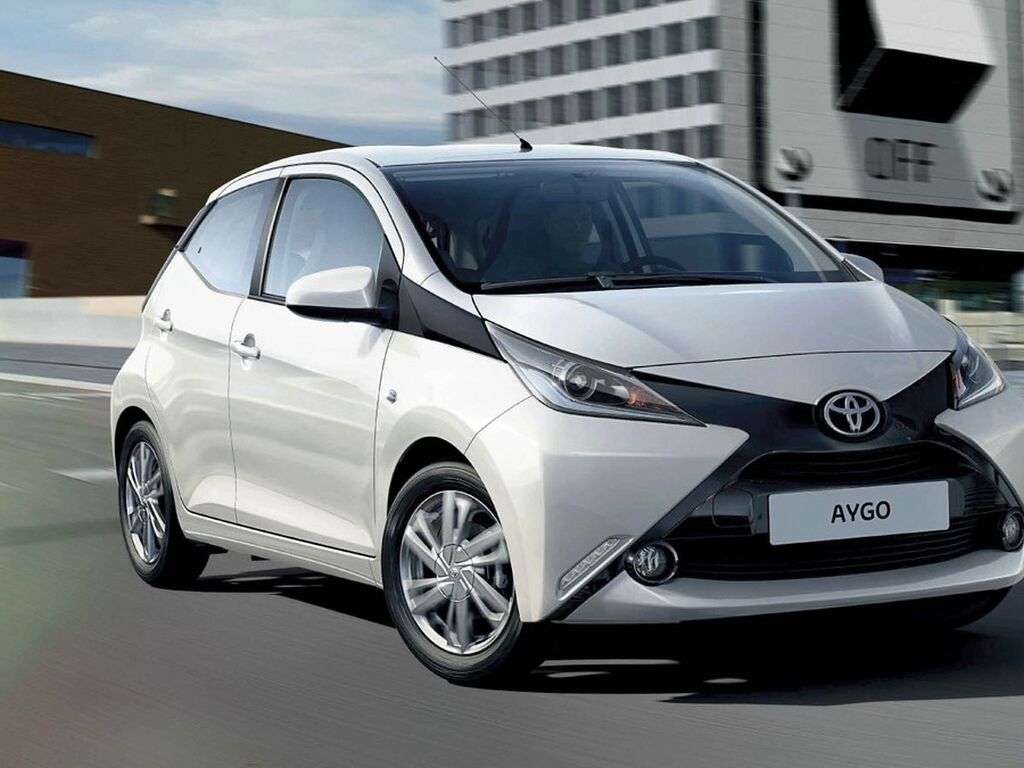 Mata do bagażnika Toyota Aygo 2014 - 2018
