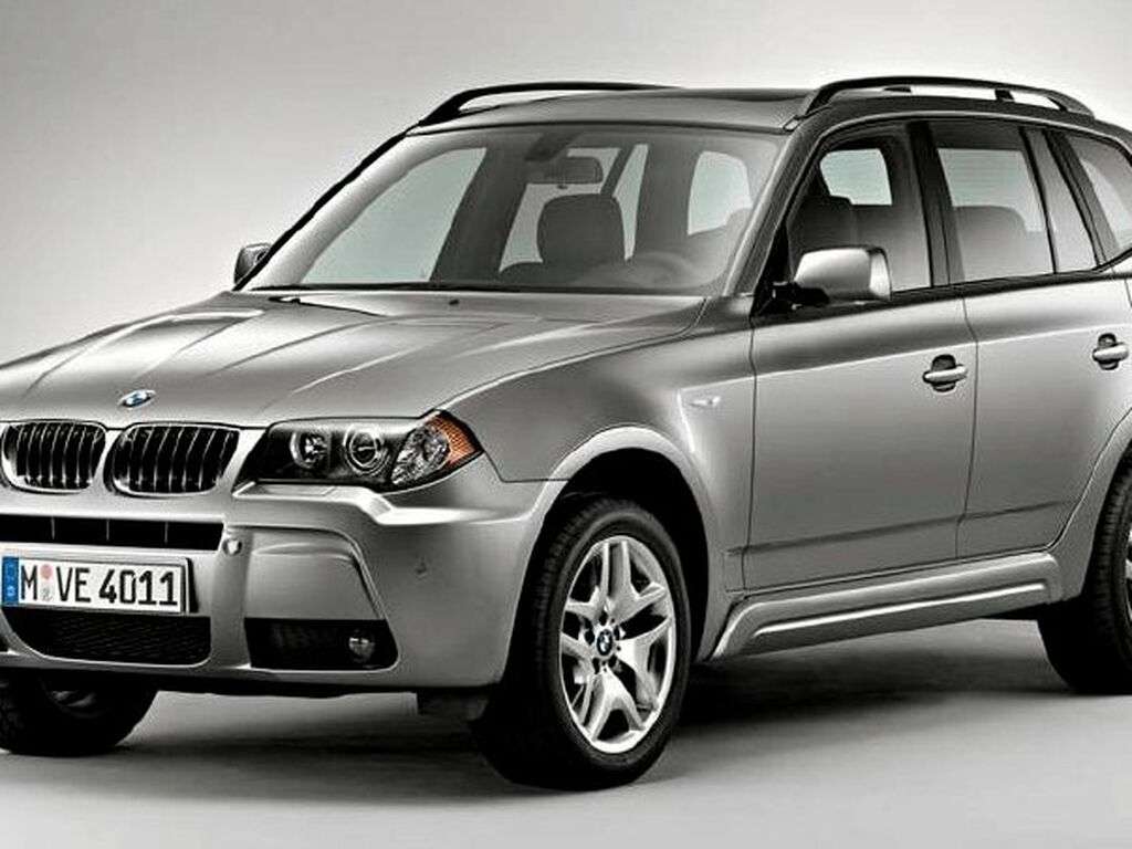 Mata do bagażnika BMW X3 E83 2004 - 2010