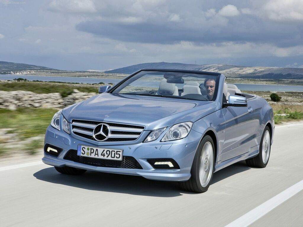 Mata do bagażnika Mercedes Klasa E A207/C207 2009 - 2013