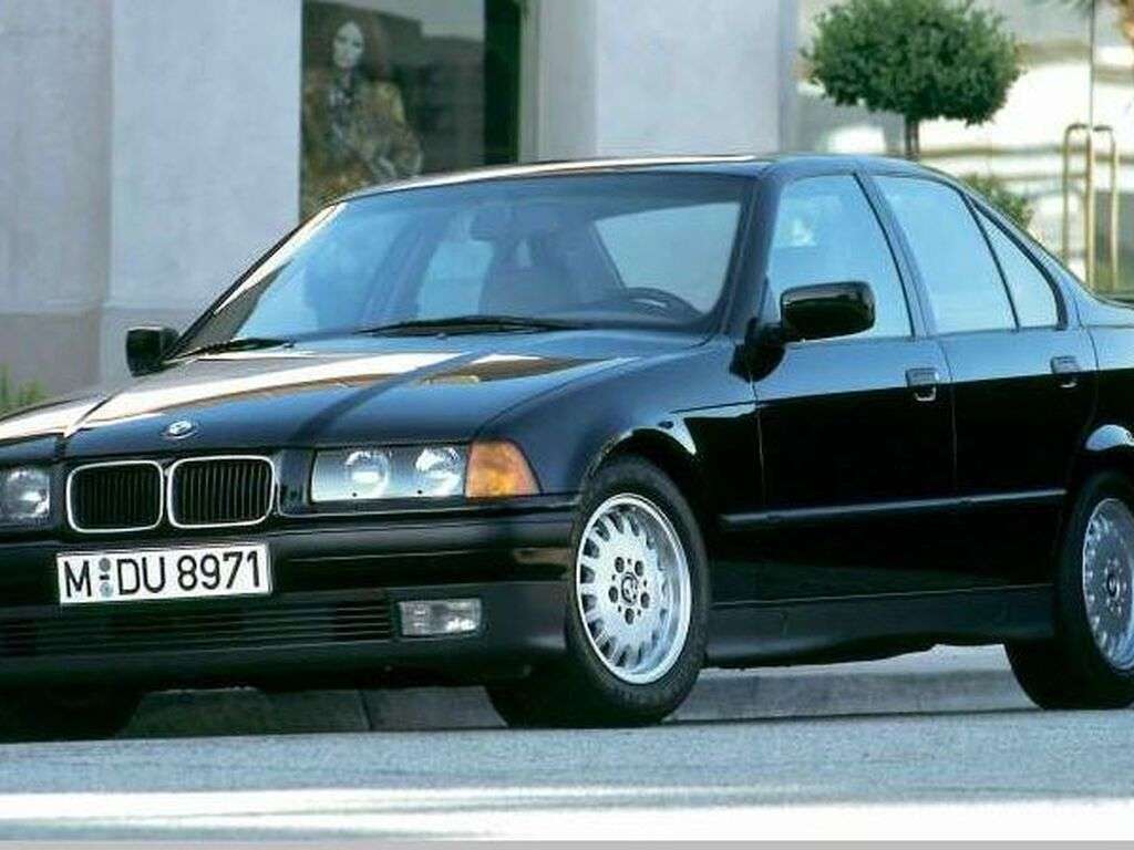 Mata do bagażnika BMW Serii 3 E36 1990 - 2000