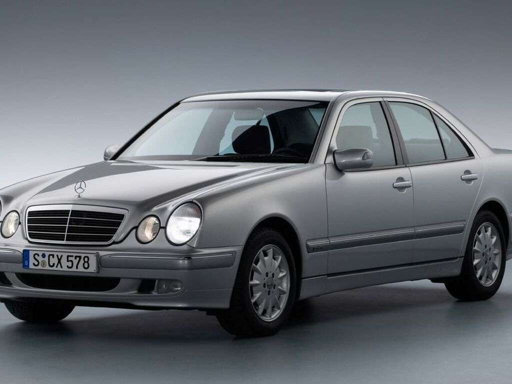 Dywaniki do Mercedes Klasa E W210/S210 1995 - 2002