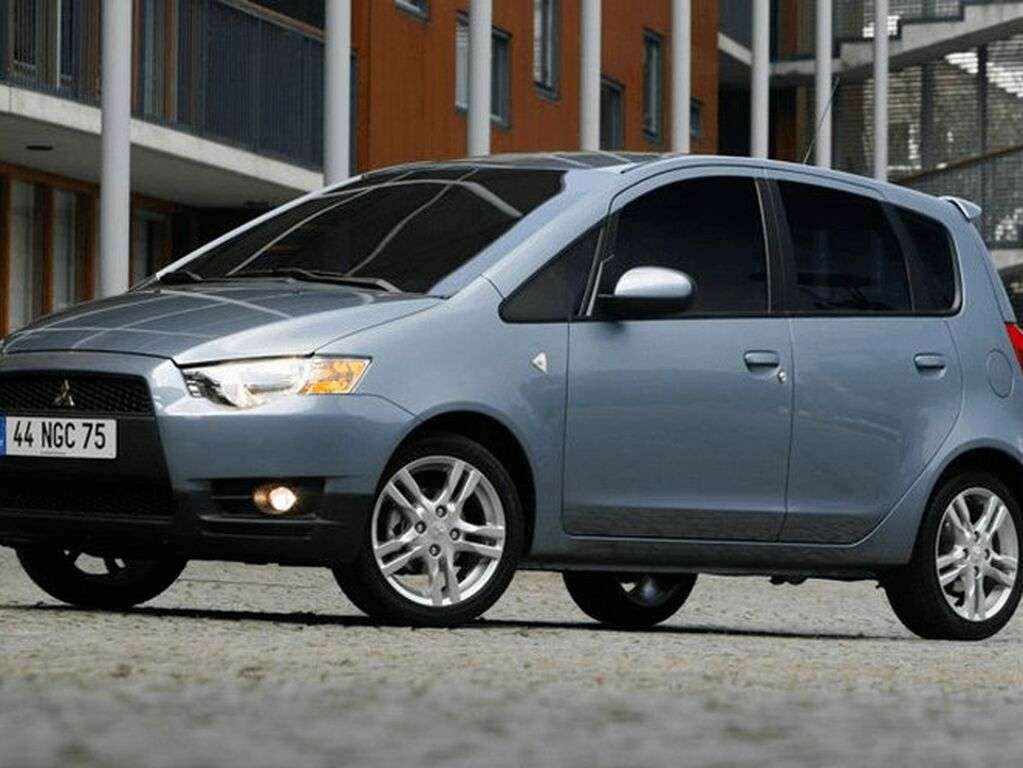 Dywaniki do Mitsubishi Colt 2008 - 2012