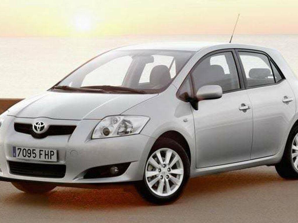 Dywaniki do Toyota Auris 2007 - 2010