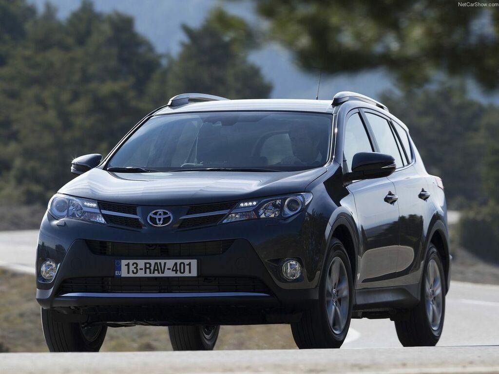 Dywaniki do Toyota RAV4 2013 - 2019