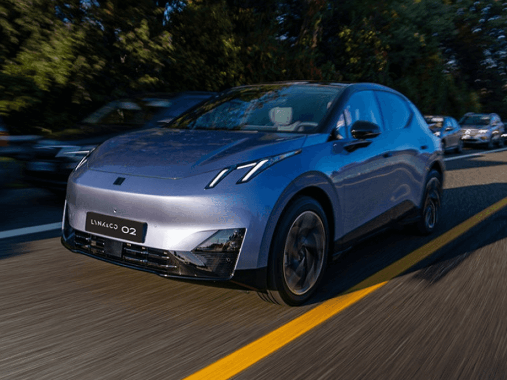 Mata do bagażnika Lynk & Co 02 2024 - 2025