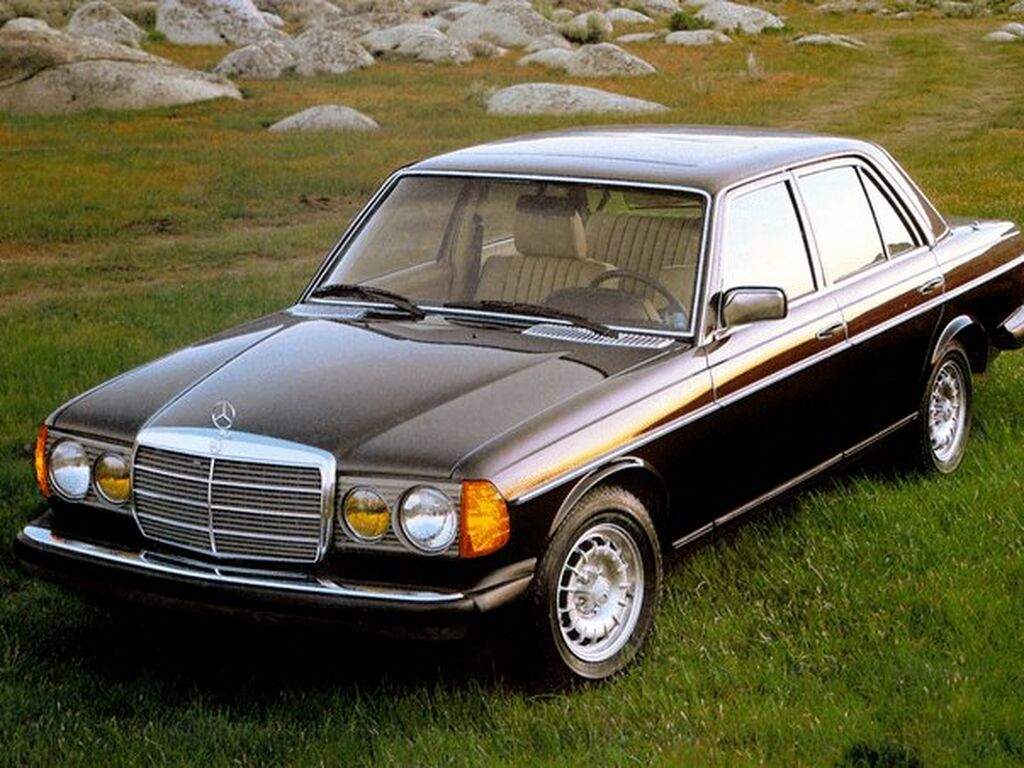 Mata do bagażnika Mercedes W123 1975 - 1986
