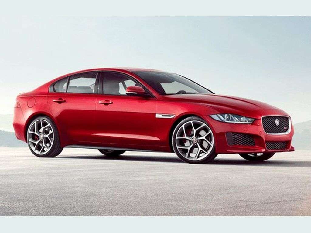 Dywaniki do Jaguar XE 2015 - 2024